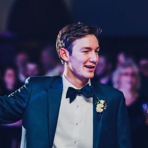 Meet your Posher, Thomas